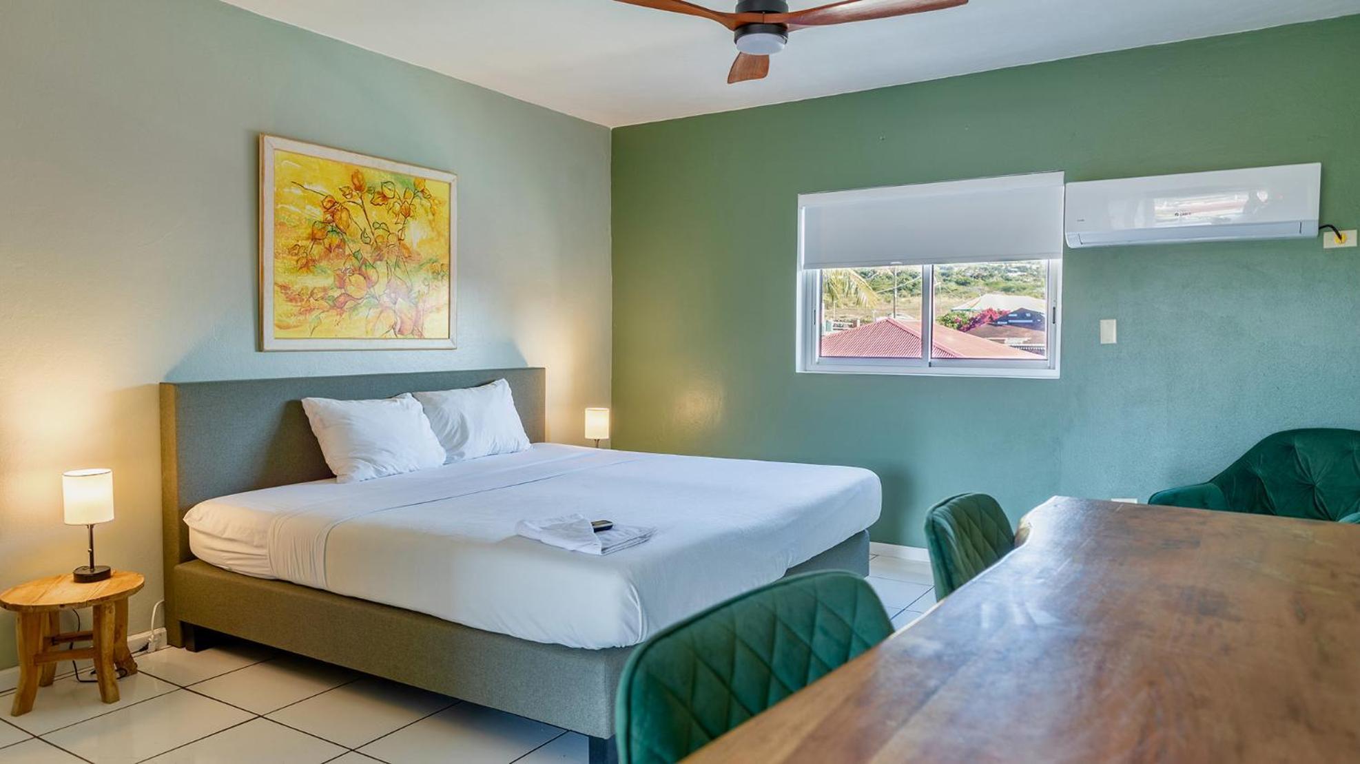 Talk Of The Town Inn & Suites - St Eustatius Oranjestad  Buitenkant foto